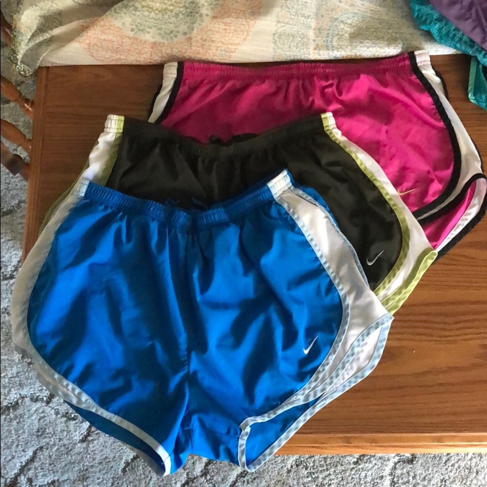 Womens Nike Gym Shorts Large
